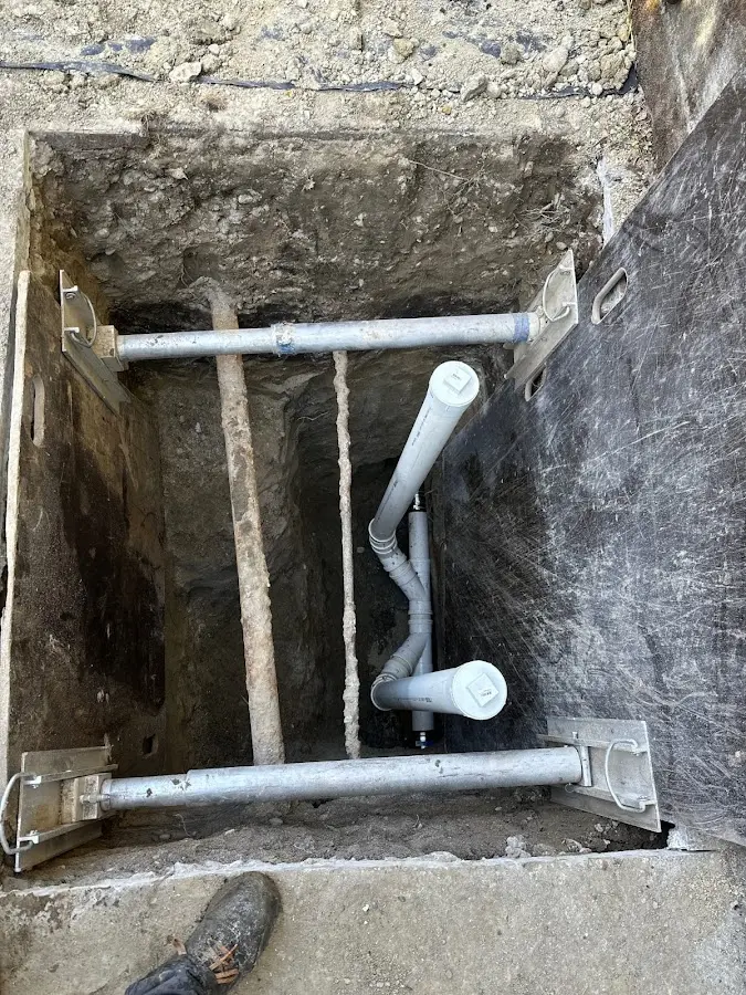 Experienced plumber completing Drain Cleaning work in White Bear Lake
